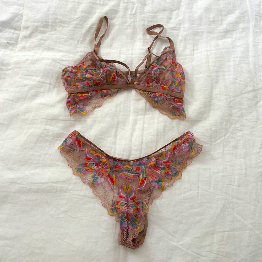 Cosabella “Paradiso” Triangle Bralette and Thong in “Colors of India” unworn